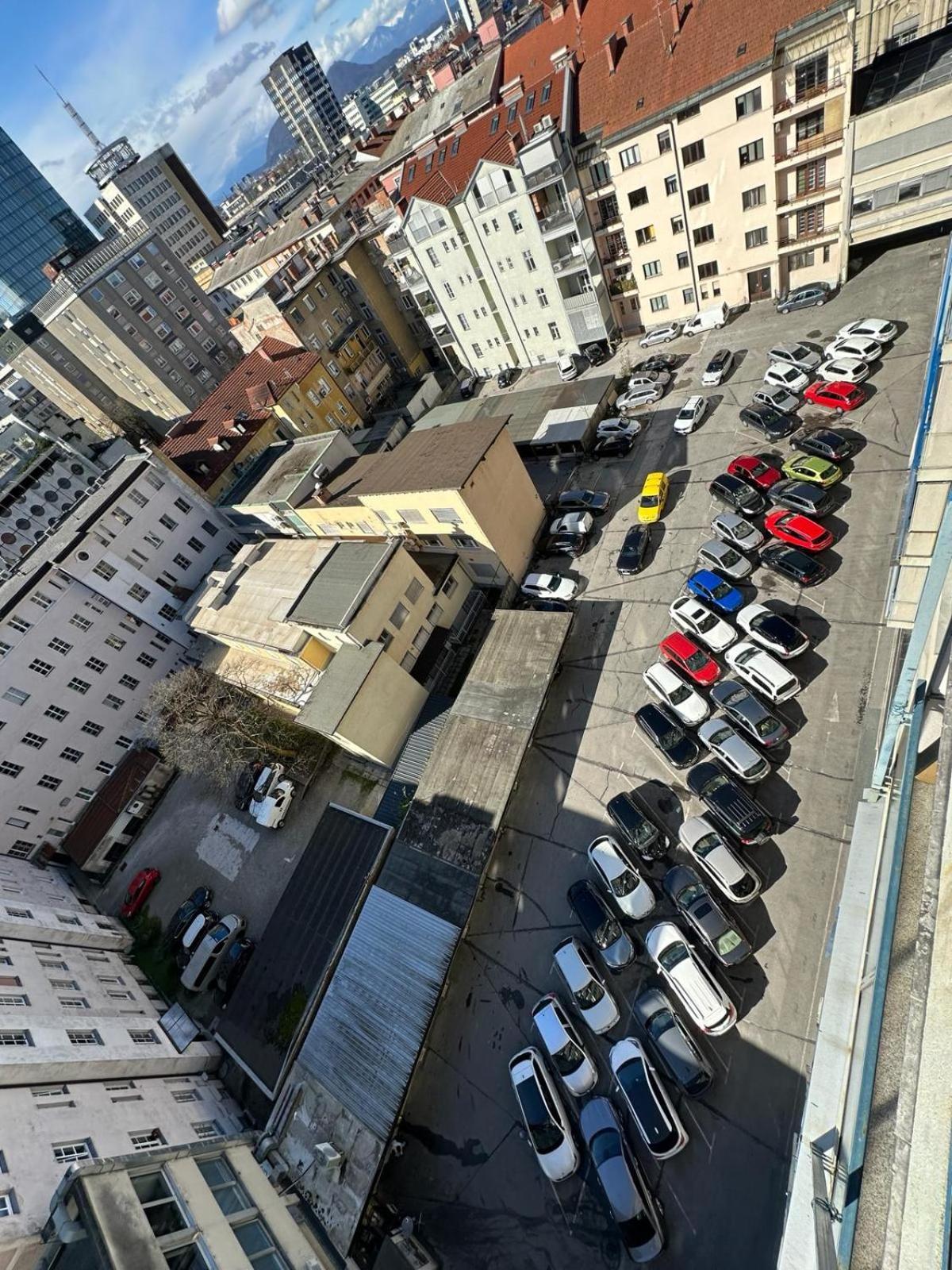 Ljubljana Center With A Castle View, Parking Apartment Екстериор снимка